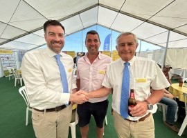 Changing of the guard at United Oilseeds image